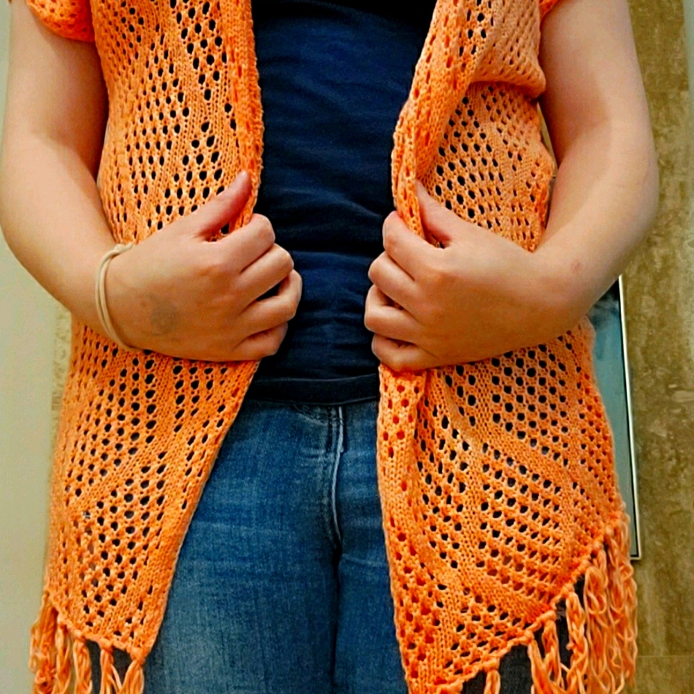 Run 21 carnigan sweater size s